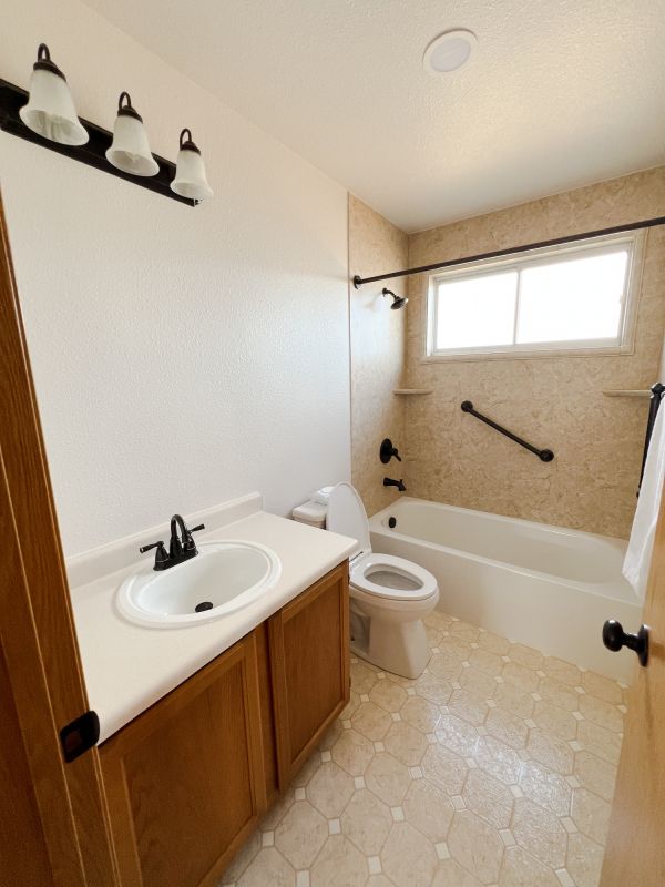 Top Bathroom Remodeling Companies in Leavenworth, WA